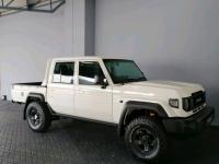 Toyota Land Cruiser 79 2.8GD-6 double cab