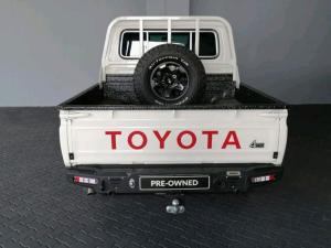 Toyota Land Cruiser 79 2.8GD-6 double cab - Image 4