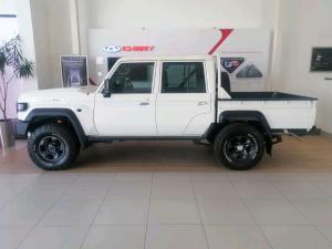 Toyota Land Cruiser 79 2.8GD-6 double cab - Image 5
