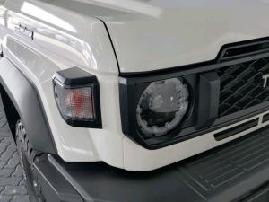 Toyota Land Cruiser 79 2.8GD-6 double cab - Image 8