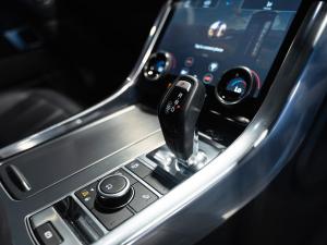 Land Rover Range Rover Sport SE SDV6 - Image 10