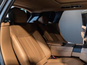 Land Rover Range Rover D350 Autobiography - Image 13