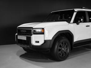 Toyota Land Cruiser Prado 2.8GD VX-R - Image 7