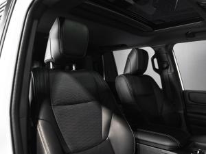 Toyota Land Cruiser Prado 2.8GD VX-R - Image 9