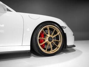 Porsche 911 GT3 - Image 21