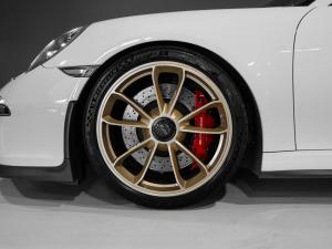 Porsche 911 GT3 - Image 2