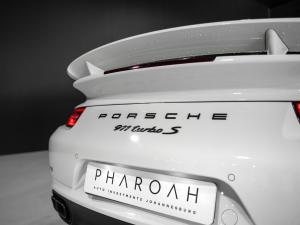 Porsche 911 turbo S coupe - Image 16