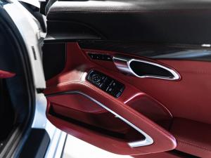 Porsche 911 turbo S coupe - Image 17