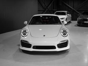 Porsche 911 turbo S coupe - Image 3
