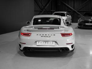 Porsche 911 turbo S coupe - Image 4