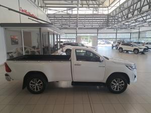Toyota Hilux 2.8GD-6 4x4 Legend 50 - Image 11