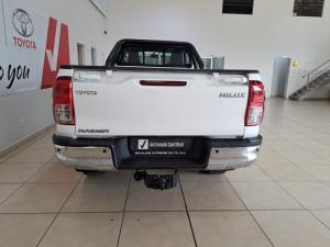 Toyota Hilux 2.4GD-6 single cab Raider manual - Image 11
