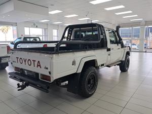 Toyota Land Cruiser 79 4.5D-4D V8 single cab LX - Image 3