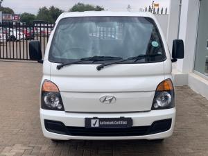 Hyundai H-100 Bakkie 2.6D deck (aircon) - Image 6