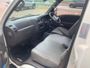 Hyundai H-100 Bakkie 2.6D deck (aircon) - Image 11