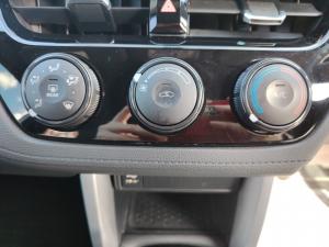 Toyota Corolla Cross 1.8 Xi - Image 21