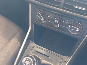 Volkswagen Polo 1.0 TSI Comfortline - Image 11