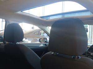 Volkswagen Polo 1.0 TSI Comfortline - Image 20