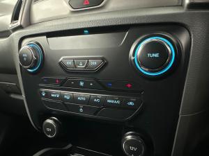 Ford Everest 2.2 TdciXLT automatic - Image 10