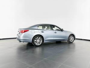 Infinity Q50 2.2D Premium automatic - Image 4