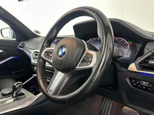 BMW 320i M Mzansi Edition automatic - Image 13