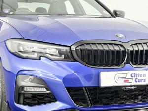 BMW 320i M Mzansi Edition automatic - Image 3