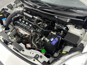 Suzuki Swift 1.2 GL - Image 19