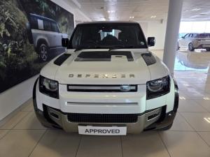 Land Rover Defender 110 D300 X-Dynamic SE - Image 3