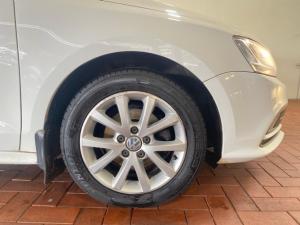 Volkswagen Jetta 1.6TDI Comfortline auto - Image 4