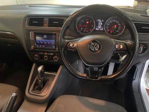 Volkswagen Jetta 1.6TDI Comfortline auto - Image 7
