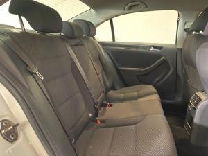 Volkswagen Jetta 1.6TDI Comfortline auto - Image 9