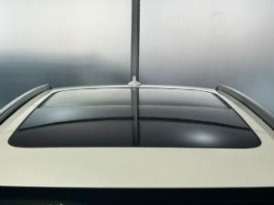 Volvo XC40 B4 Plus Dark - Image 17