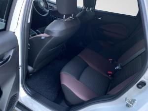 Toyota Starlet Cross 1.5 XR manual - Image 8