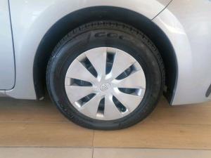 Toyota Corolla Quest 1.8 Plus auto - Image 9
