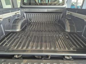 Nissan Navara 2.5DDTi double cab LE 4x4 - Image 14