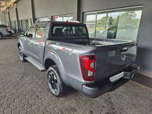 Nissan Navara 2.5DDTi double cab LE 4x4 - Image 6