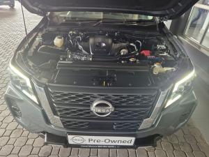 Nissan Navara 2.5DDTi double cab LE 4x4 - Image 8