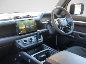 Land Rover Defender 110 V8 - Image 9