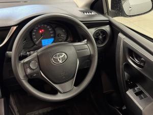 Toyota Corolla Quest 1.8 Plus manual - Image 10