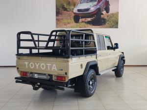 Toyota Land Cruiser 79 4.2D double cab - Image 2