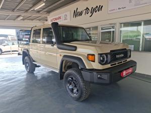 Toyota Land Cruiser 79 2.8GD-6 double cab - Image 1