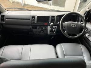 Toyota Quantum 2.5D-4D panel van - Image 6