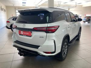 Toyota Fortuner 2.8GD-6 4x4 VX - Image 2