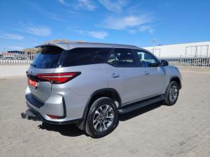 Toyota Fortuner 2.4GD-6 4x4 - Image 2