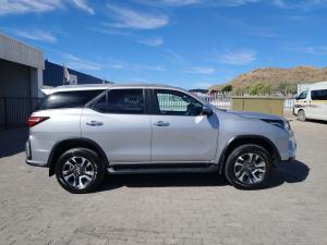 Toyota Fortuner 2.4GD-6 4x4 - Image 3