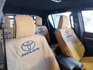 Toyota Hilux 2.8GD-6 double cab 4x4 Legend auto - Image 12