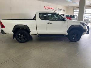 Toyota Hilux 2.8GD-6 Xtra cab 4x4 Legend manual - Image 3