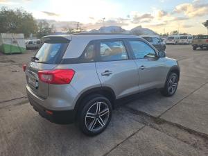 Suzuki Vitara Brezza 1.5 GL auto - Image 4