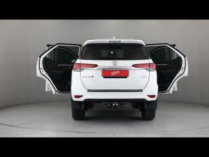 Toyota Fortuner 2.4GD-6 4x4 auto - Image 12