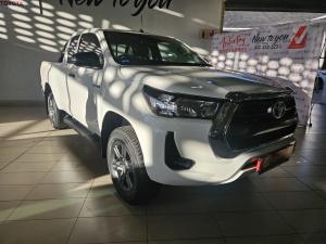 Toyota Hilux 2.4GD-6 Xtra cab Raider manual - Image 1